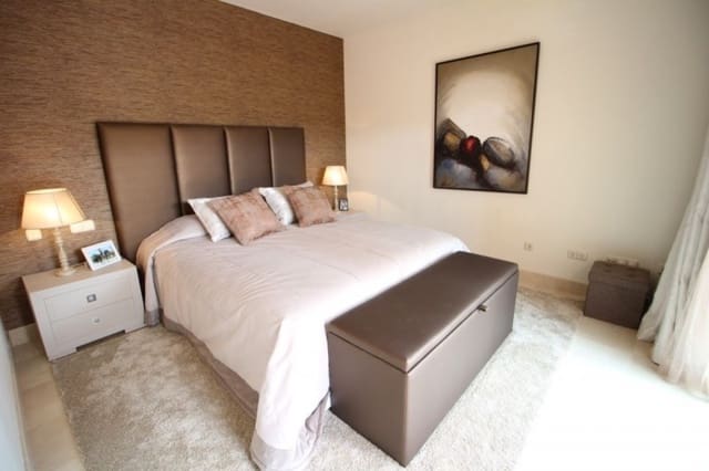 Ático de 3 habitaciones en Marbella en venta con piscina garaje - 1.250.000 € (Ref: 9507398)