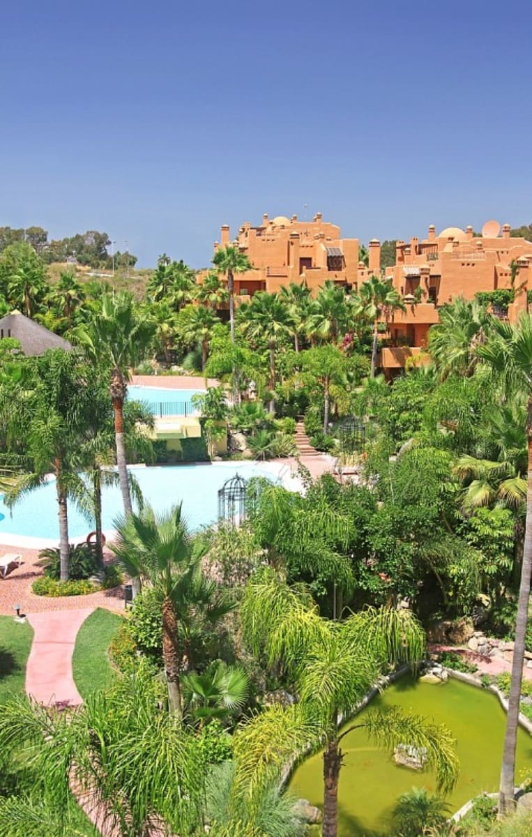 Ático de 3 habitaciones en Marbella en venta con piscina garaje - 1.250.000 € (Ref: 9507398)