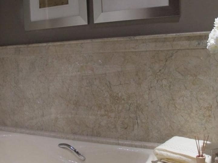 Ático de 3 habitaciones en Marbella en venta con piscina - 1.157.790 € (Ref: 9507408)