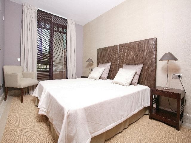 2 quarto Penthouse para venda em Marbella com piscina garagem - 1 157 790 € (Ref: 9507409)