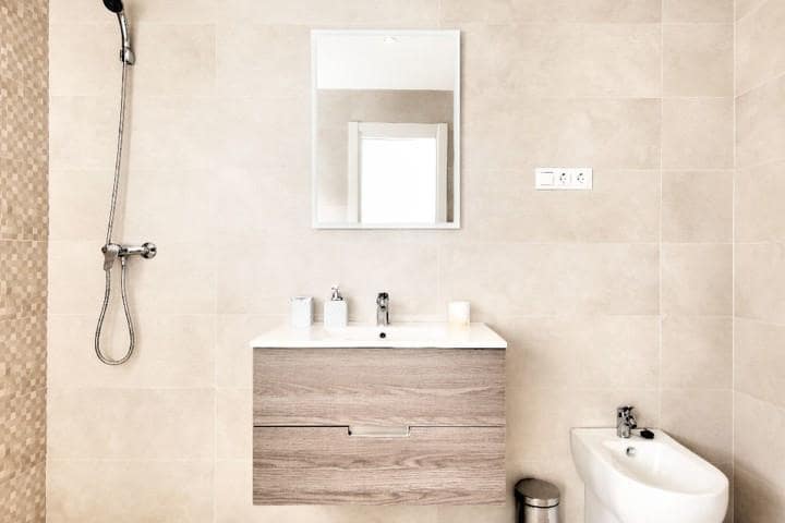 Apartamento de 3 habitaciones en Nueva Andalucia en venta con piscina garaje - 320.000 € (Ref: 9507428)