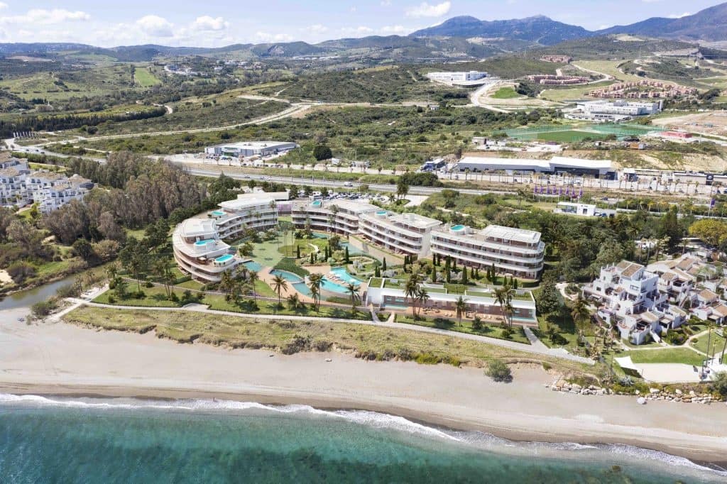 3 sypialnia Apartament na sprzedaż w Estepona z basenem garażem - 842 000 € (Ref: 9507436)
