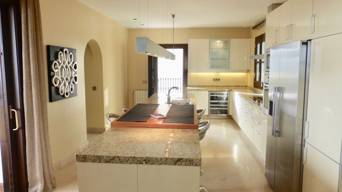 6 chambre Villa/Maison à vendre à Benahavis avec piscine garage - 3 450 000 € (Ref: 9507450)