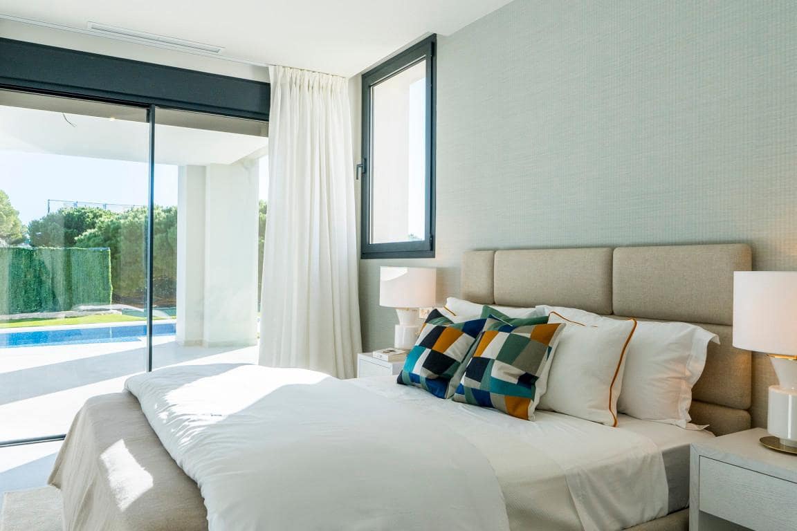 Chalet de 3 habitaciones en Marbella en venta con piscina garaje - 980.000 € (Ref: 9507462)