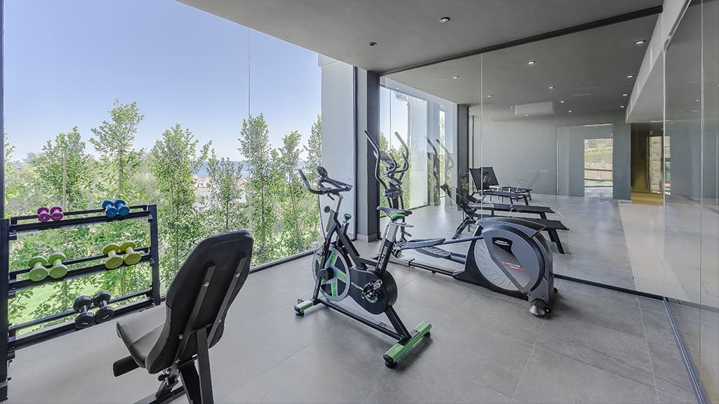 2 bedroom Apartment for sale in Manilva with pool garage - € 299,000 (Ref: 9507494)