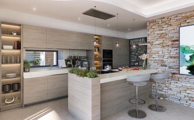 4 bedroom Villa for sale in Marbella with pool garage - € 1,850,000 (Ref: 9507496)