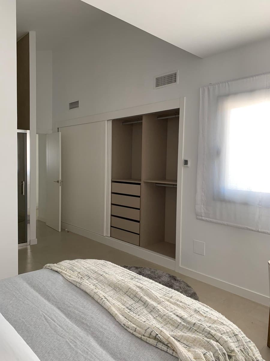 4 quarto Moradia para venda em San Pedro de Alcantara com piscina garagem - 1 499 000 € (Ref: 9507539)