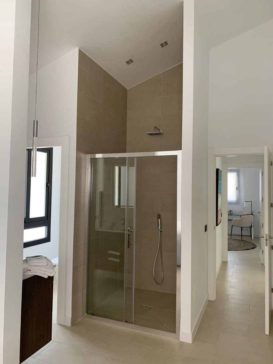 4 quarto Moradia para venda em San Pedro de Alcantara com piscina garagem - 1 499 000 € (Ref: 9507539)