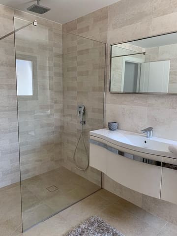 4 quarto Moradia para venda em San Pedro de Alcantara, Marbella com piscina garagem - 1 499 000 € (Ref: 9507539)