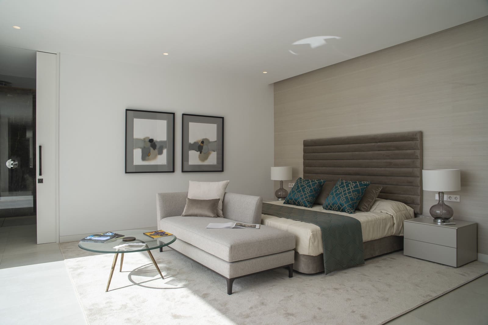 5 bedroom Villa for sale in Marbella with pool garage - € 3,200,000 (Ref: 9507540)