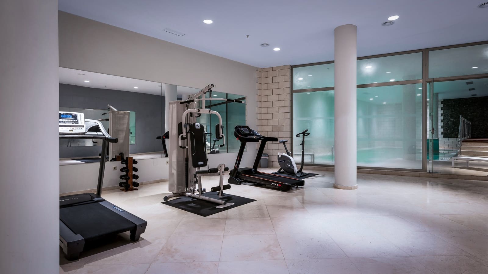 3 sovrum Villa till salu i Marbella med pool garage - 3 100 000 € (Ref: 9507543)