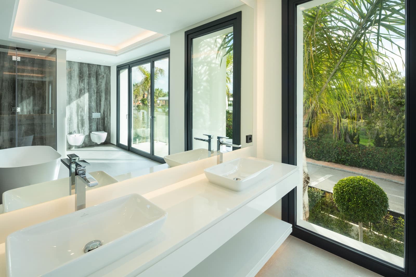 5 quarto Moradia para venda em Marbella com piscina garagem - 3 900 000 € (Ref: 9507546)