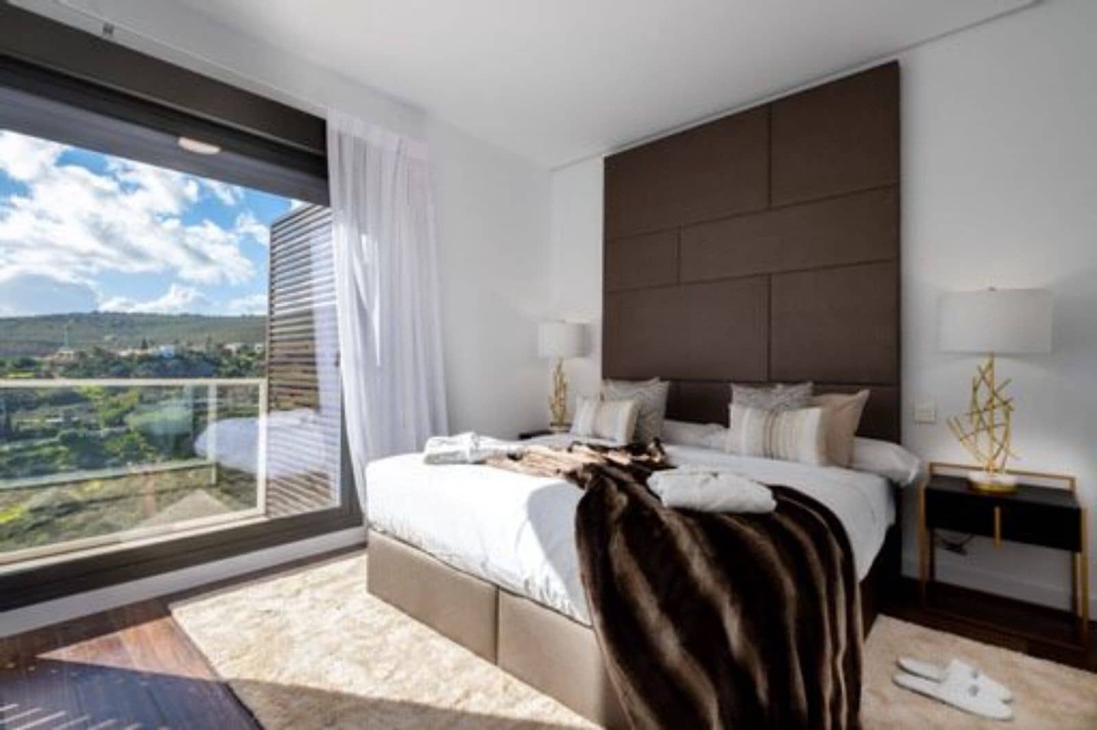 3 soveværelse Villa til salg i Estepona med swimmingpool garage - € 268.000 (Ref: 9507559)