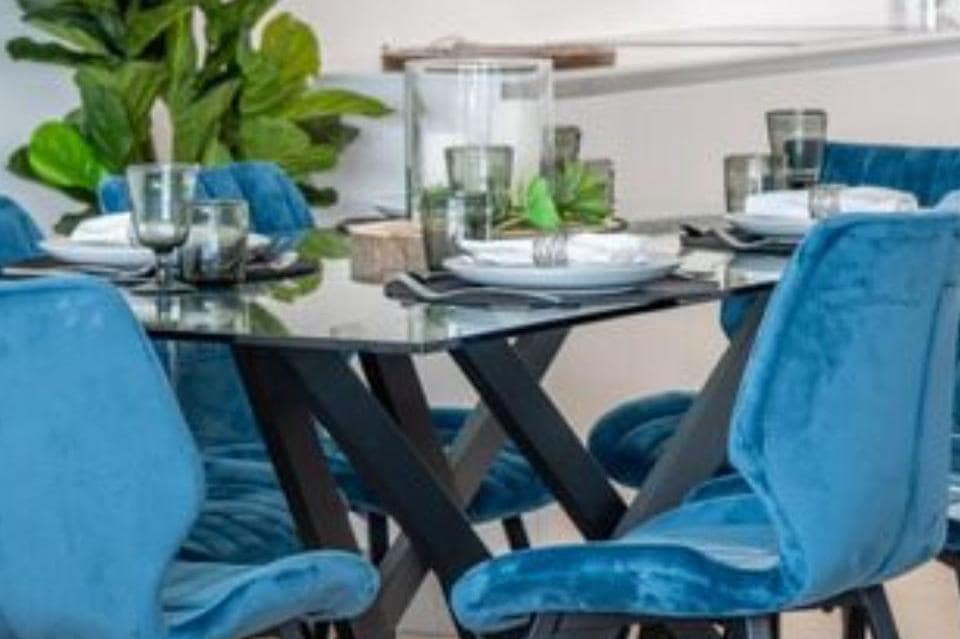 3 sypialnia Willa na sprzedaż w Marbella z basenem garażem - 268 000 € (Ref: 9507560)