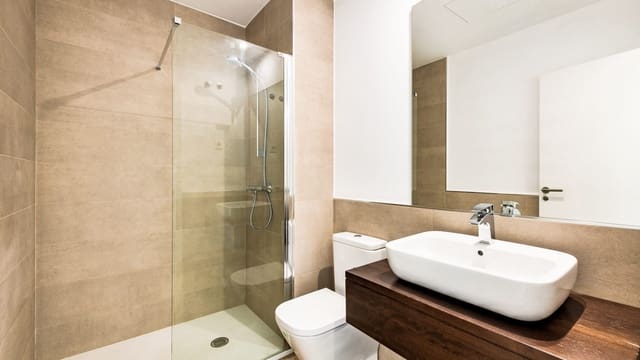 3 sypialnia Willa na sprzedaż w Marbella z basenem garażem - 268 000 € (Ref: 9507560)