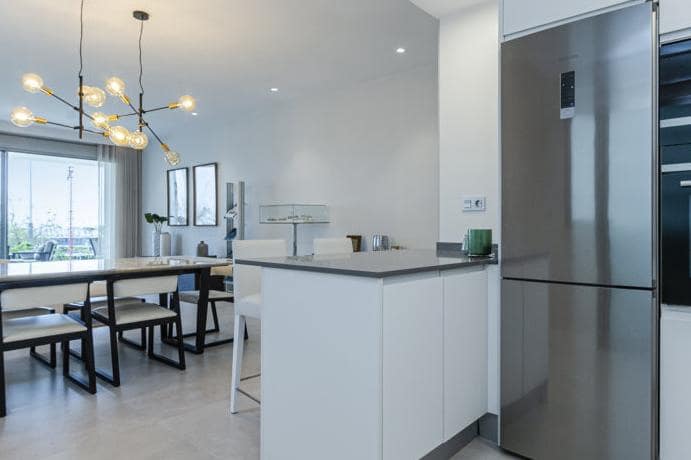 2 bedroom Apartment for sale in Estepona with pool garage - € 285,000 (Ref: 9507563)