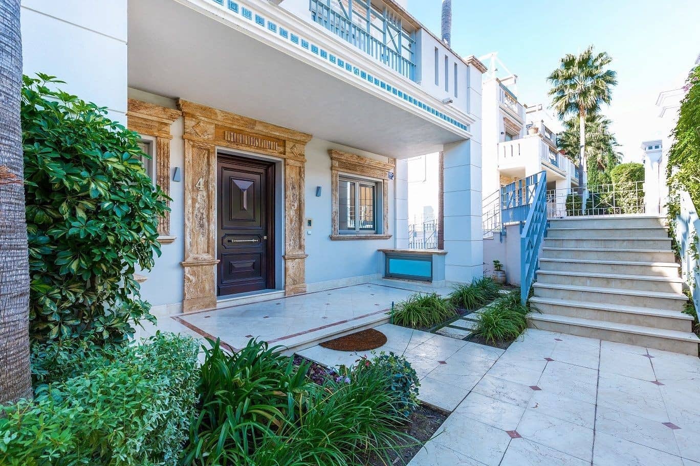 5 soveværelse Villa til salg i Marbella med swimmingpool - € 1.995.000 (Ref: 9507569)