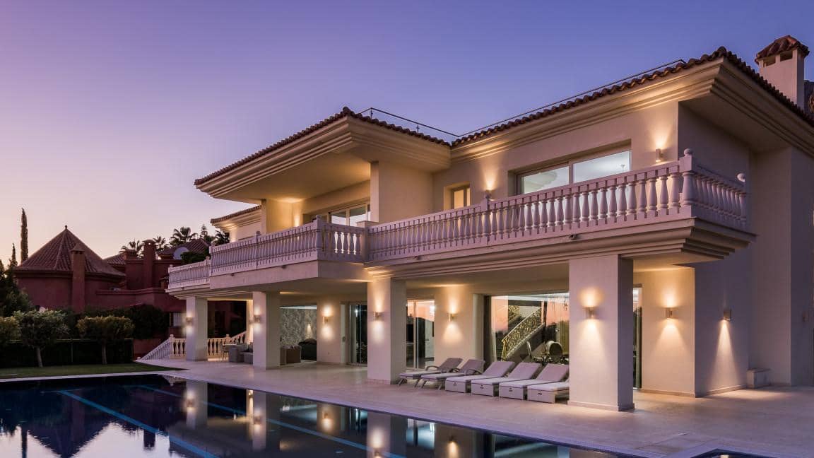 7 soveværelse Villa til salg i Marbella med swimmingpool garage - € 6.700.000 (Ref: 9507577)