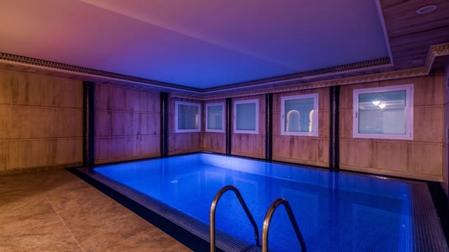 7 soveværelse Villa til salg i Marbella med swimmingpool garage - € 6.700.000 (Ref: 9507577)