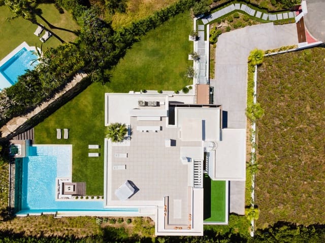 Chalet de 5 habitaciones en Marbella en venta con piscina garaje - 3.995.000 € (Ref: 9507591)