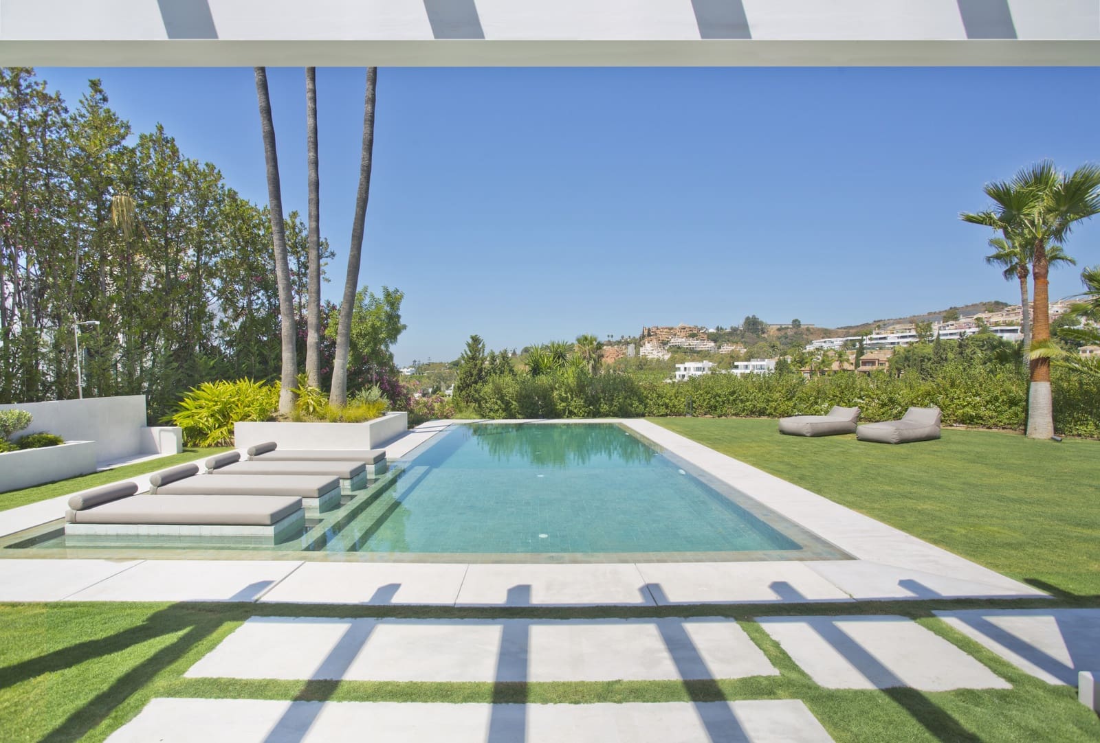 5 soverom Villa til salgs i Marbella med svømmebasseng garasje - € 4 495 000 (Ref: 9507600)