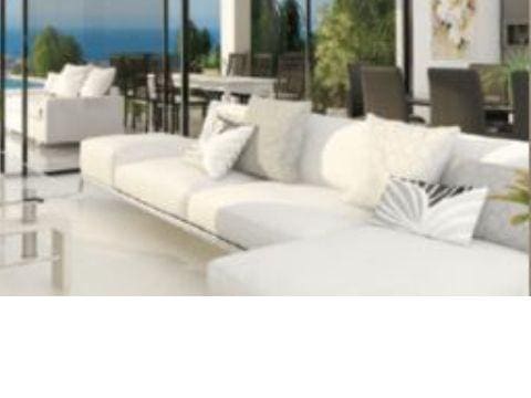 4 bedroom Villa for sale in Mijas Costa with pool garage - € 1,100,000 (Ref: 9507620)