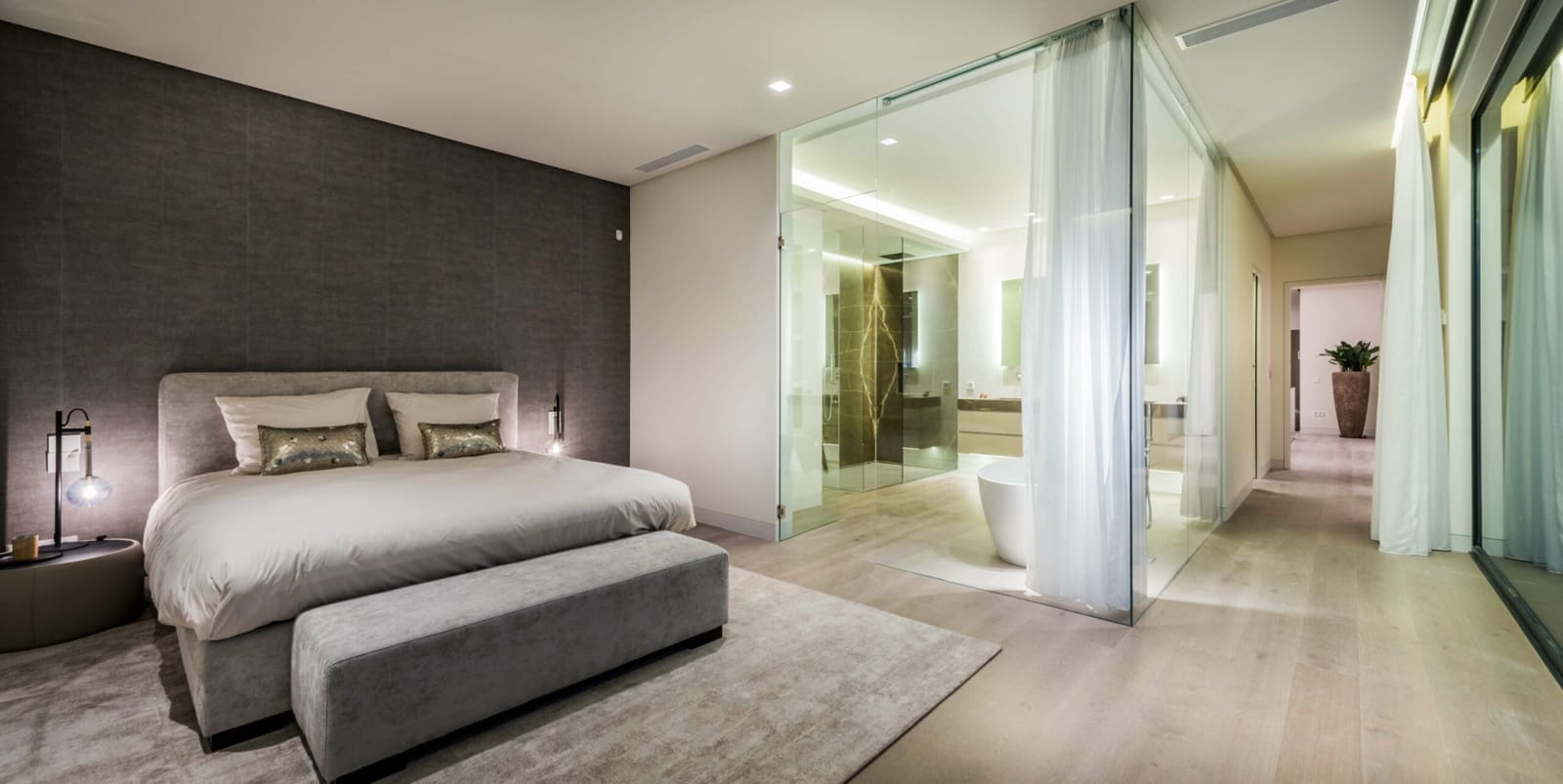 7 sypialnia Willa na sprzedaż w Marbella z basenem garażem - 4 900 000 € (Ref: 9507629)