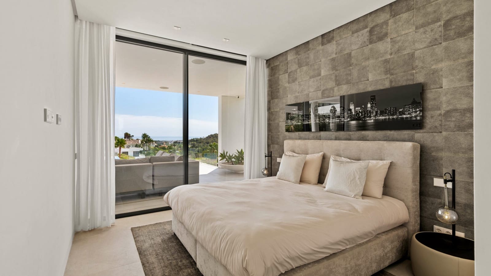 7 sypialnia Willa na sprzedaż w Marbella z basenem garażem - 4 900 000 € (Ref: 9507629)