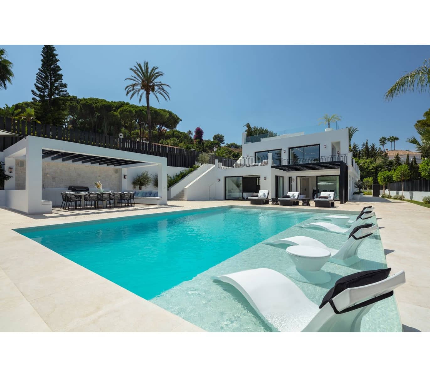 Chalet de 5 habitaciones en Marbella en venta con piscina garaje - 4.995.000 € (Ref: 9507639)