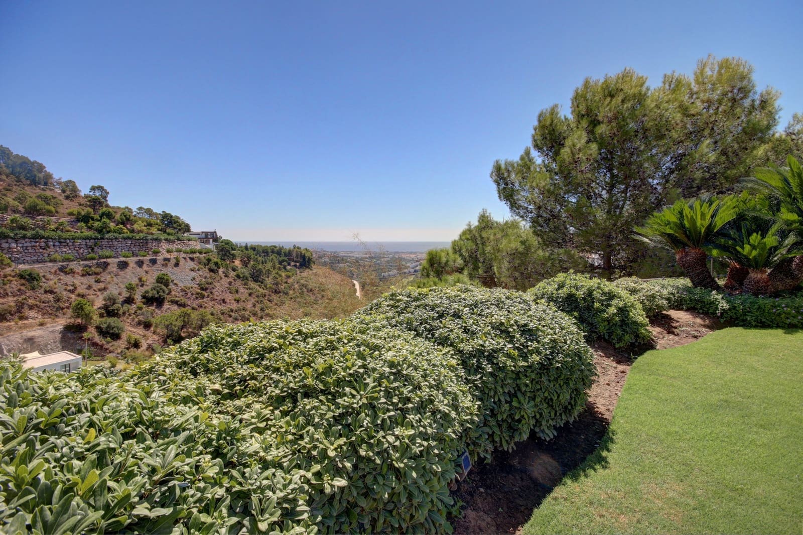 4 soveværelse Villa til salg i Marbella med swimmingpool garage - € 2.595.000 (Ref: 9507646)