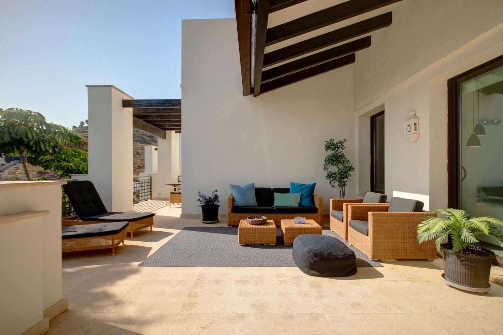 3 bedroom Apartment for sale in Marbella with pool garage - € 1,175,000 (Ref: 9507647)