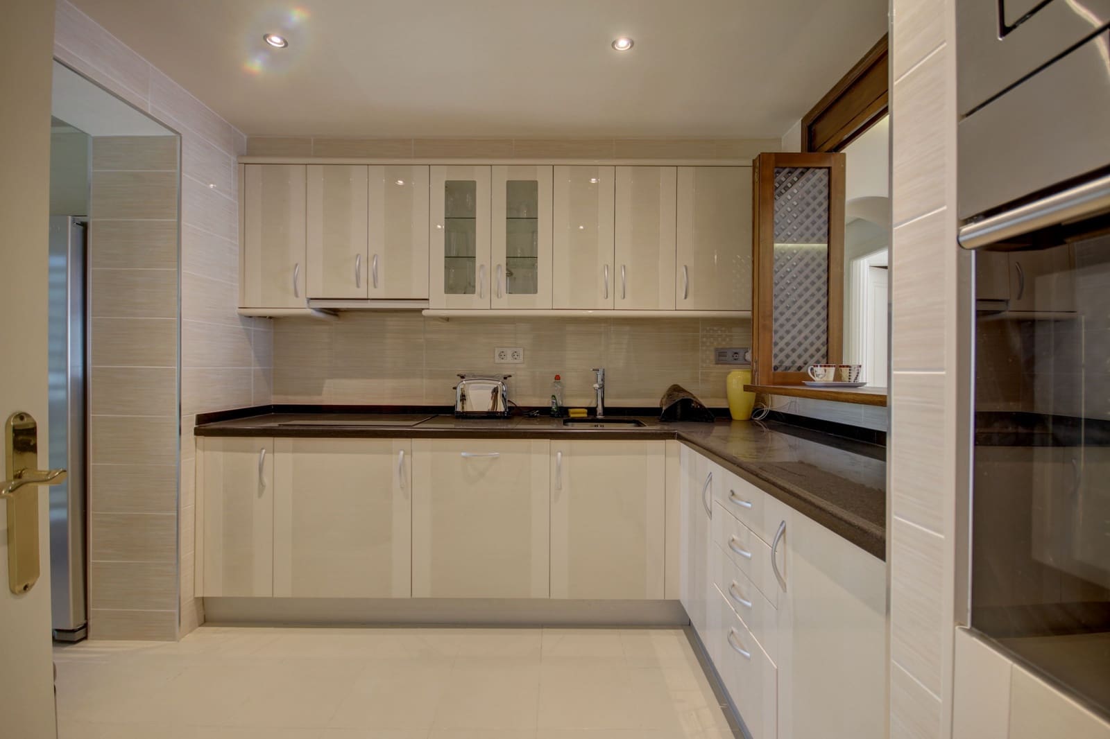 2 sypialnia Apartament na sprzedaż w Marbella z basenem garażem - 780 000 € (Ref: 9507648)