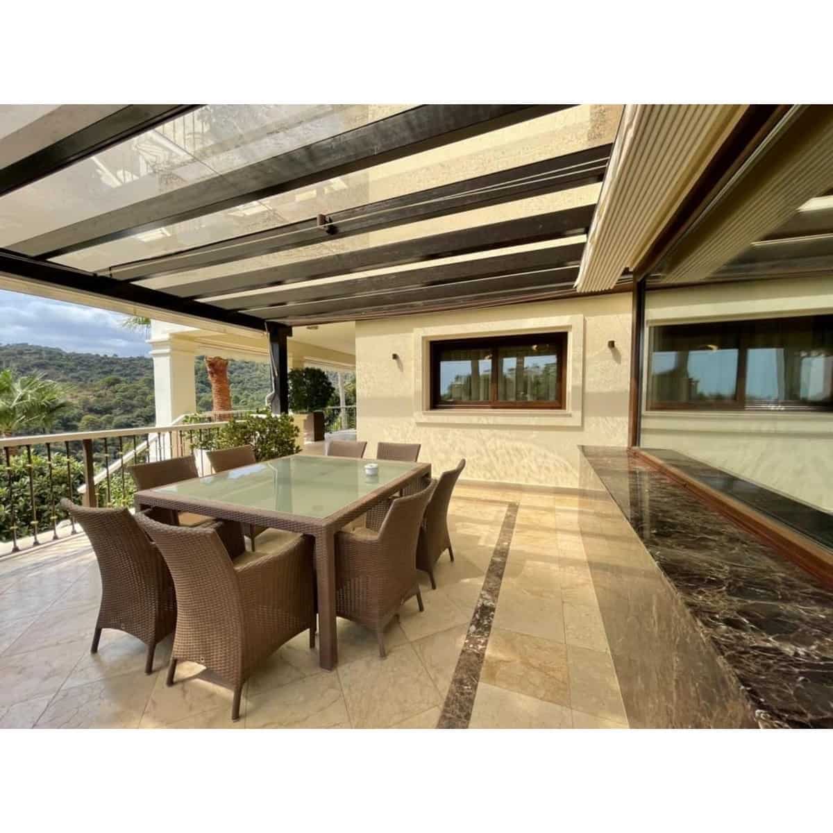 6 slaapkamer Villa te koop in Los Arqueros met zwembad garage - € 2.700.000 (Ref: 9507652)