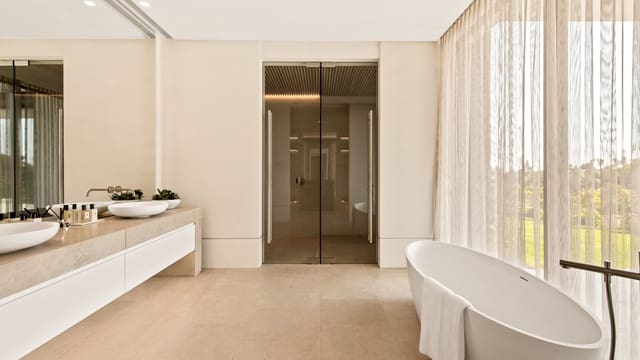 6 bedroom Villa for sale in Marbella with pool garage - € 9,575,000 (Ref: 9507695)