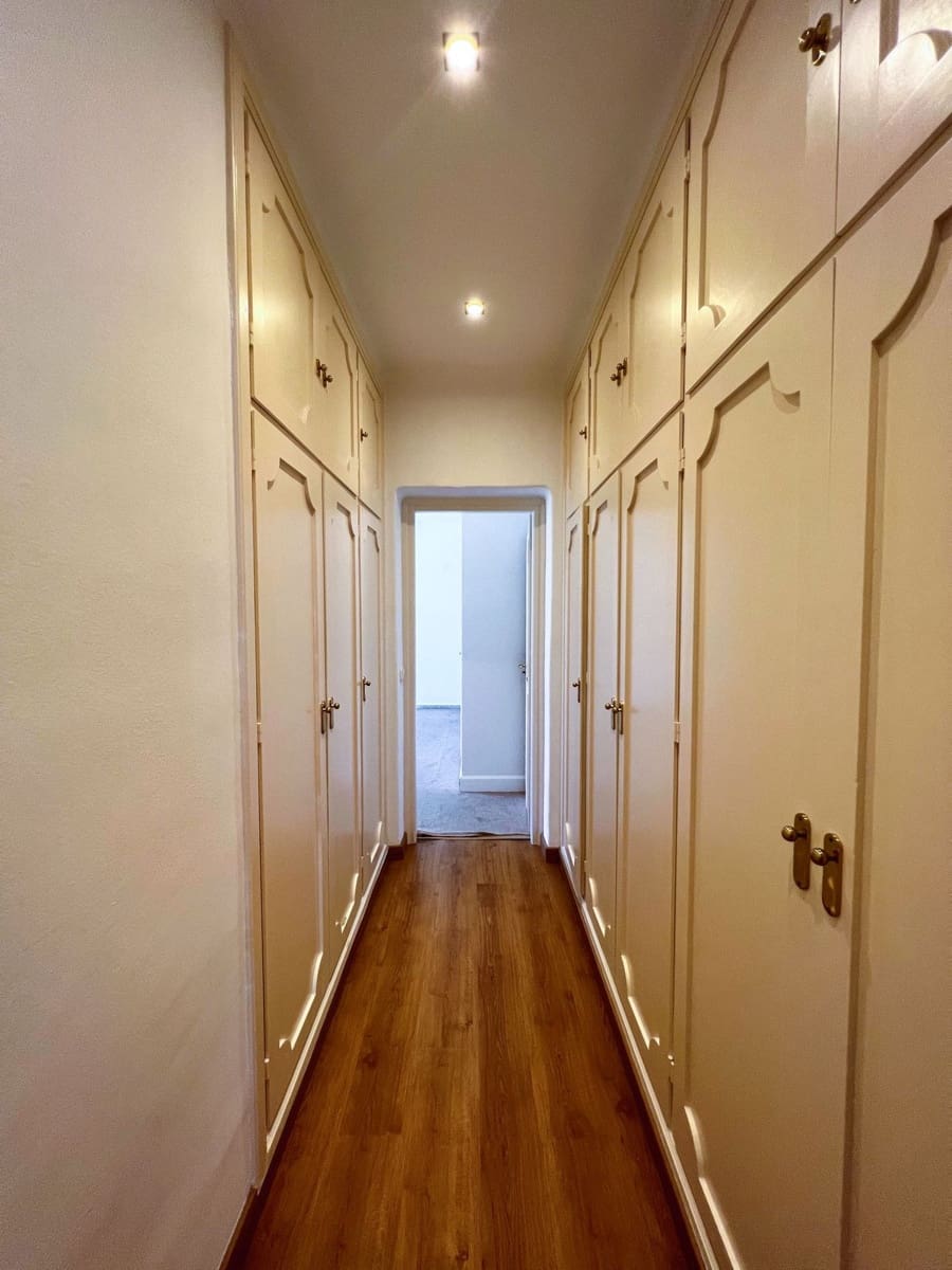 6 slaapkamer Villa te koop in El Paraiso met zwembad garage - € 1.995.000 (Ref: 9507697)