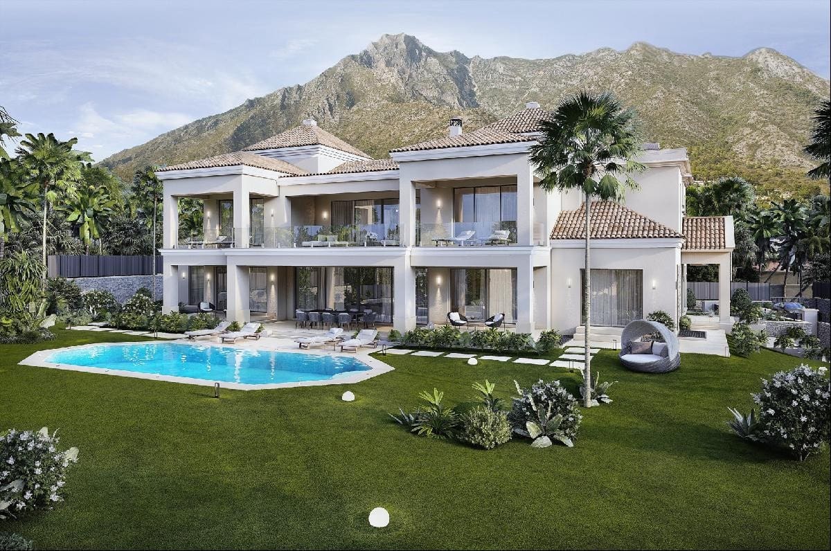 6 bedroom Villa for sale in Golden Mile with pool garage - € 7,800,000 (Ref: 9507700)