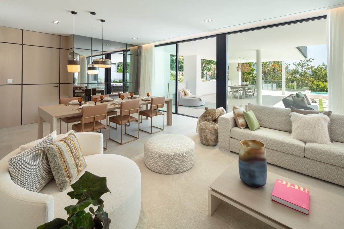 5 bedroom Villa for sale in Marbella with pool garage - € 4,150,000 (Ref: 9507711)