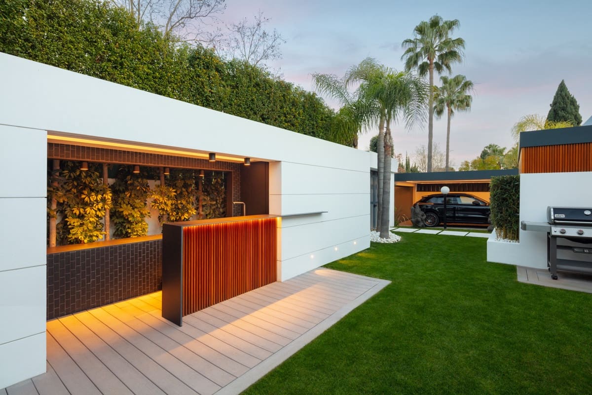 4 sypialnia Willa na sprzedaż w Guadalmina z basenem garażem - 1 800 000 € (Ref: 9507712)