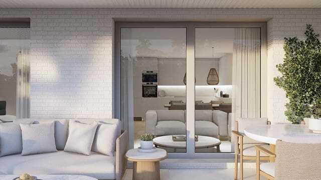 3 sypialnia Apartament na sprzedaż w Nueva Andalucia, Marbella z basenem garażem - 247 000 € (Ref: 9507717)