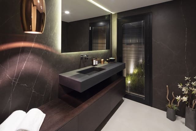 5 slaapkamer Villa te koop in Marbella met zwembad garage - € 4.250.000 (Ref: 9507727)