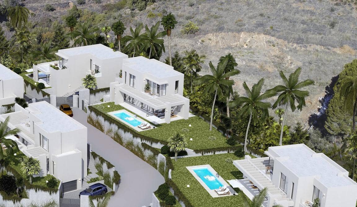 Chalet de 4 habitaciones en Mijas Costa en venta con piscina garaje - 1.495.000 € (Ref: 9507732)