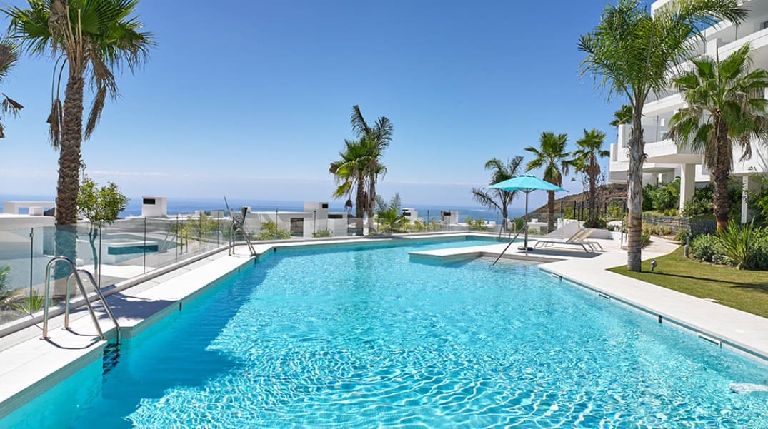 3 sypialnia Apartament na sprzedaż w Marbella z basenem garażem - 699 000 € (Ref: 9507736)