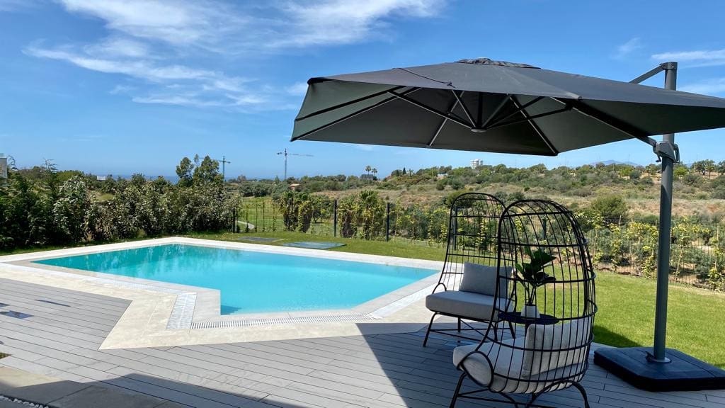 4 soverom Villa til salgs i Marbella med svømmebasseng garasje - € 3 150 000 (Ref: 9507744)