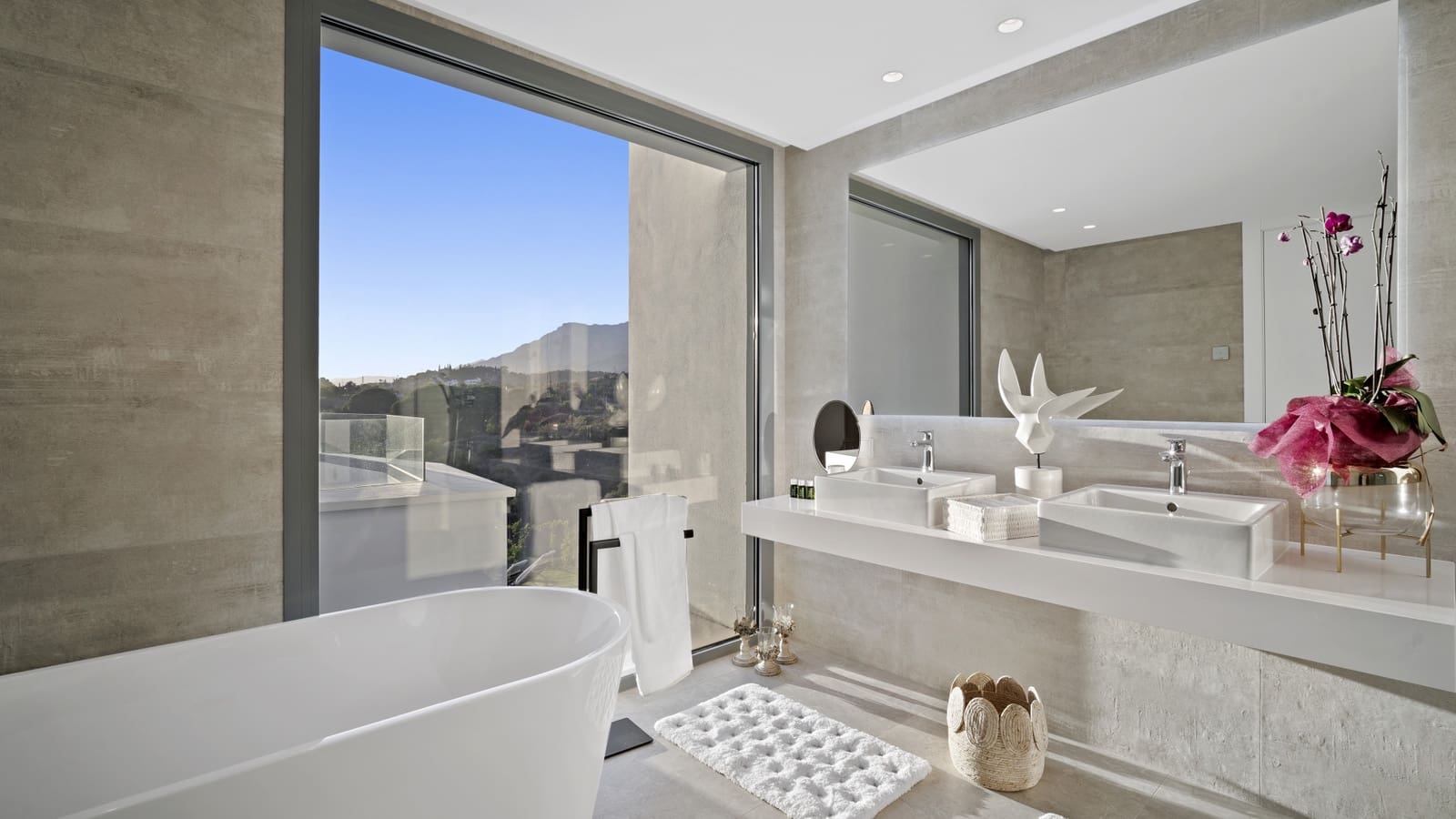 4 soverom Villa til salgs i Marbella med svømmebasseng garasje - € 3 150 000 (Ref: 9507744)