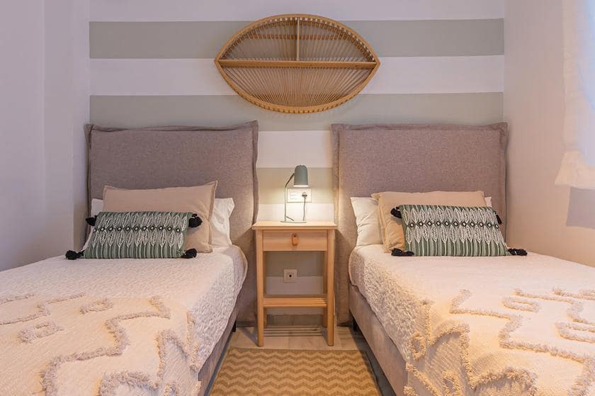 2 soverom Leilighet til salgs i Casares med svømmebasseng garasje - € 199 000 (Ref: 9507764)