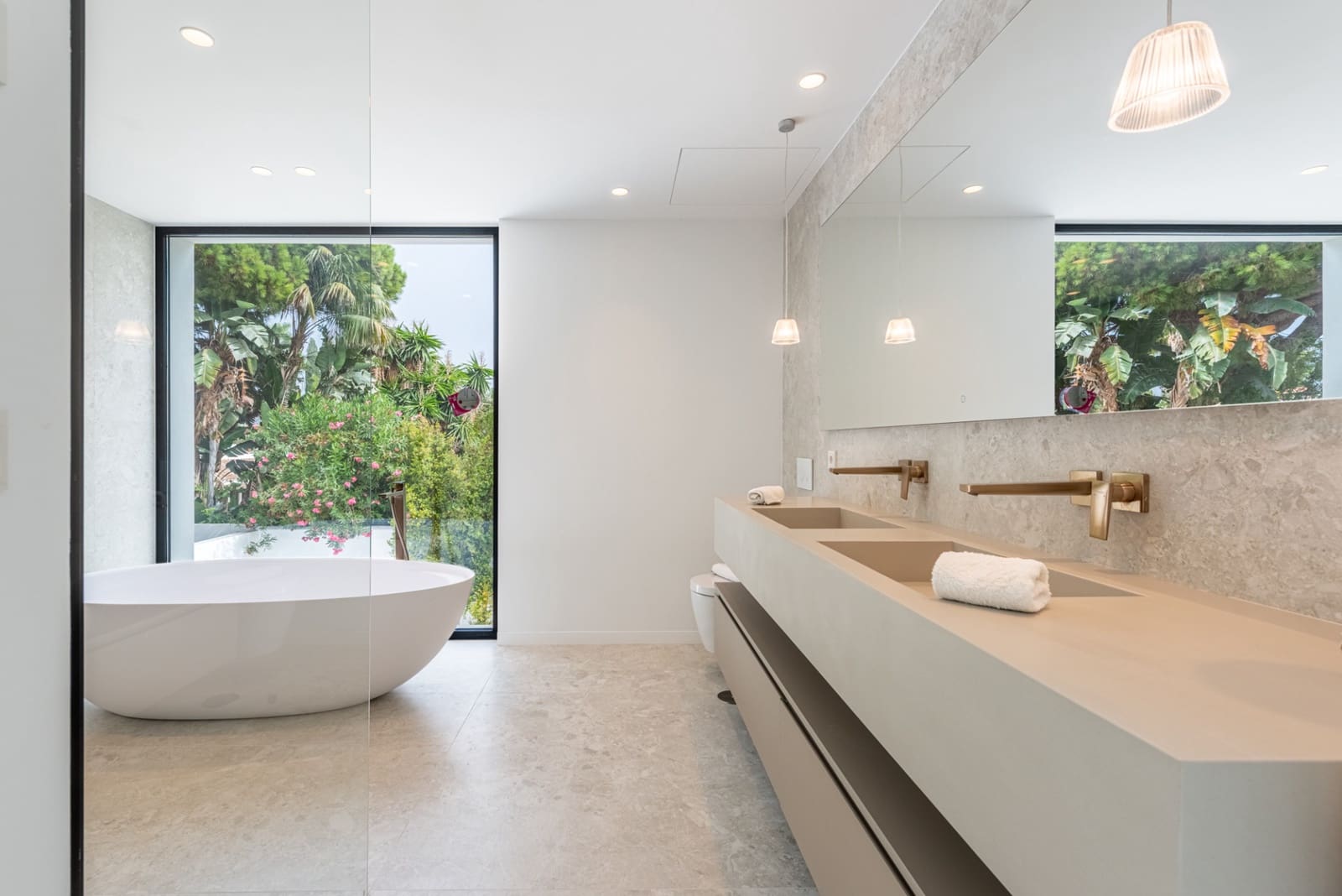 6 soverom Villa til salgs i Marbella med svømmebasseng garasje - € 5 490 000 (Ref: 9507769)