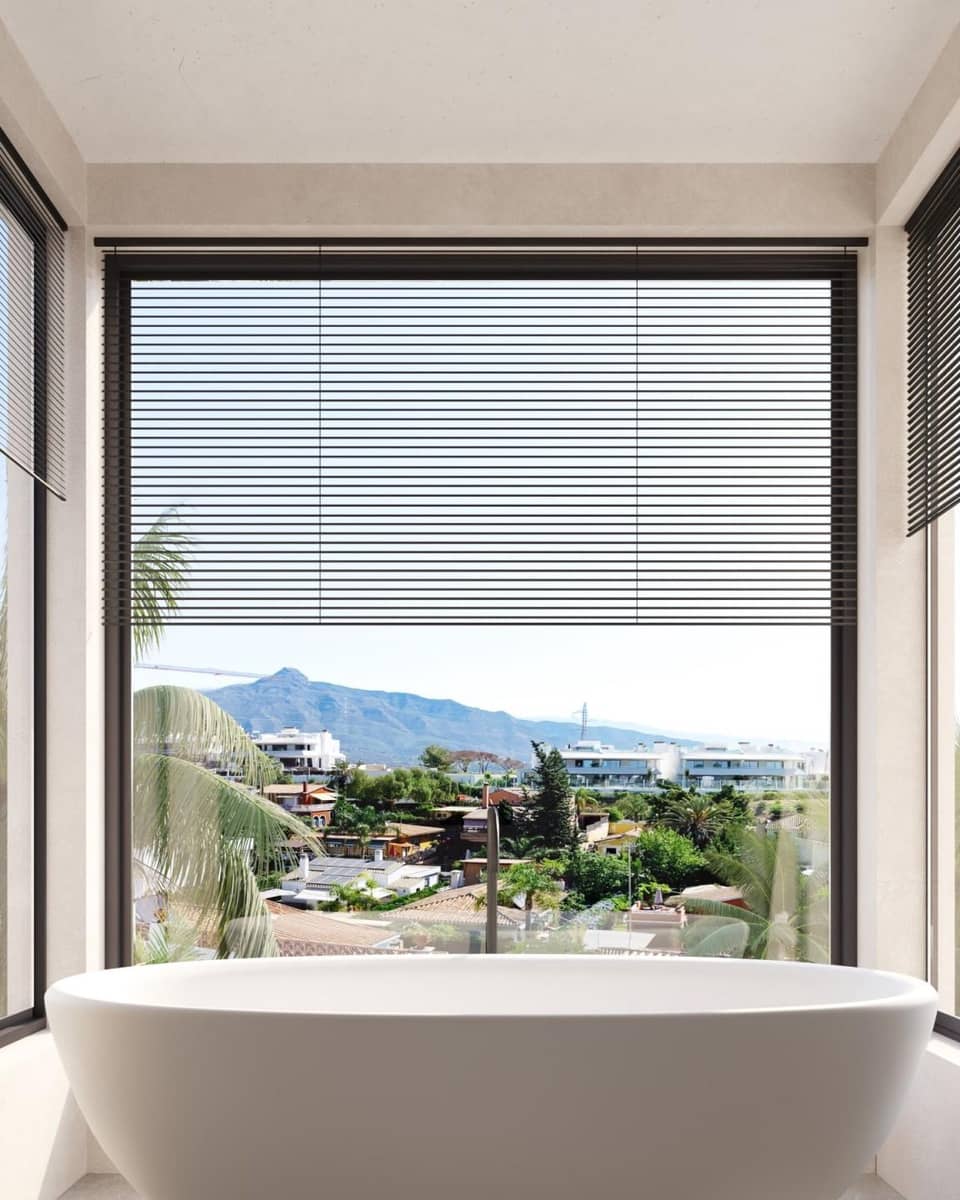 5 sypialnia Willa na sprzedaż w Marbella z basenem garażem - 2 250 000 € (Ref: 9507770)