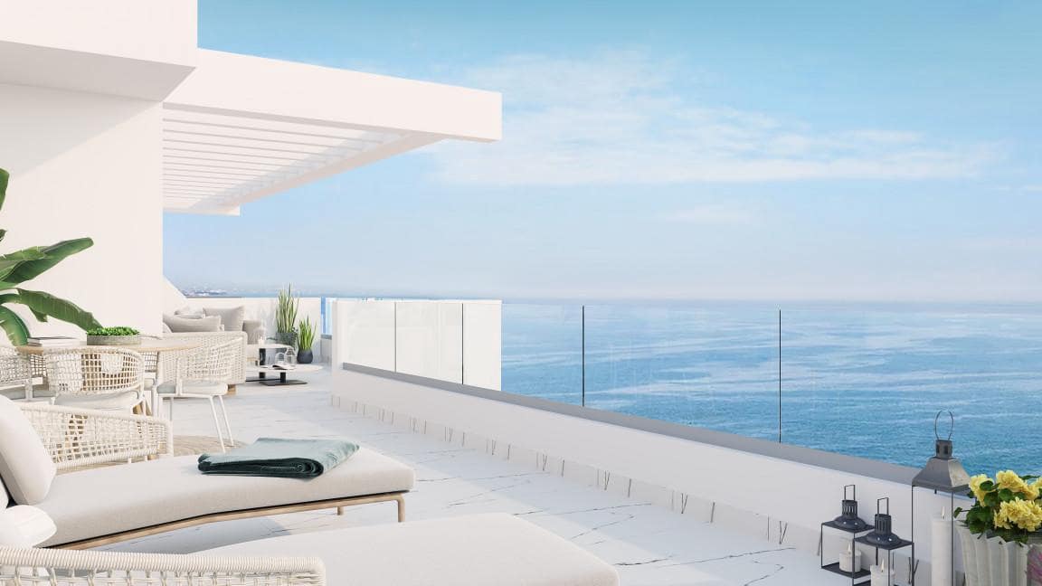 Apartamento de 3 habitaciones en Casares en venta con piscina garaje - 327.000 € (Ref: 9507780)