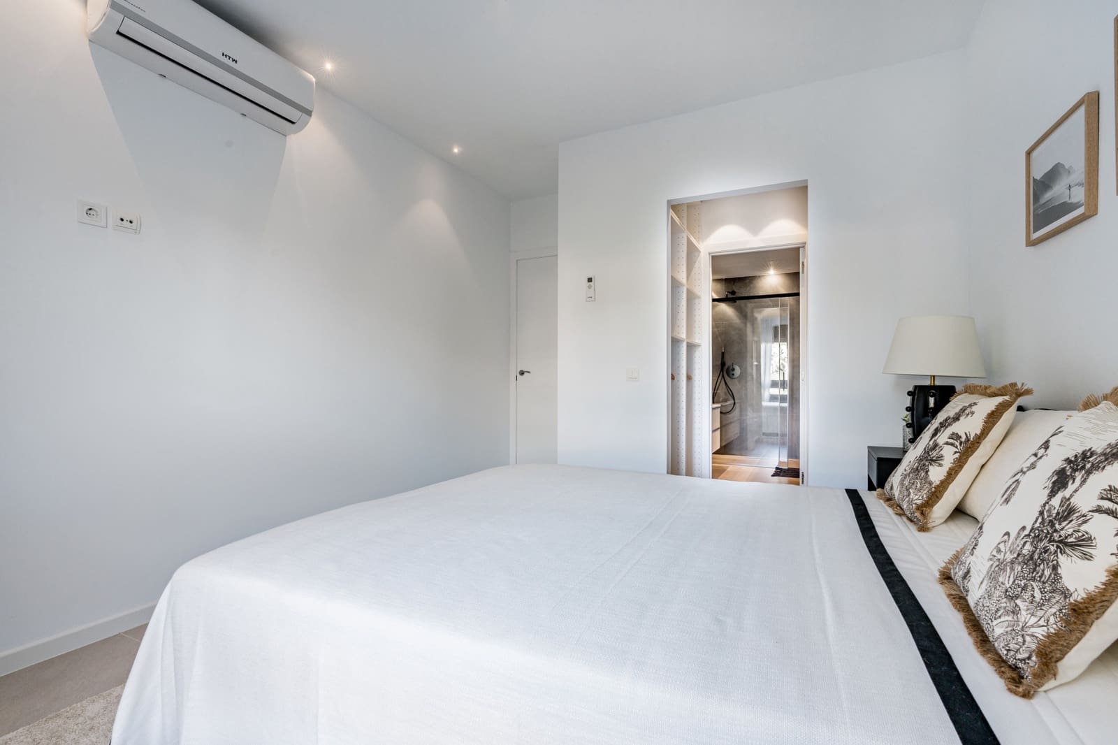 3 sypialnia Apartament na sprzedaż w Marbella z basenem garażem - 600 000 € (Ref: 9507793)