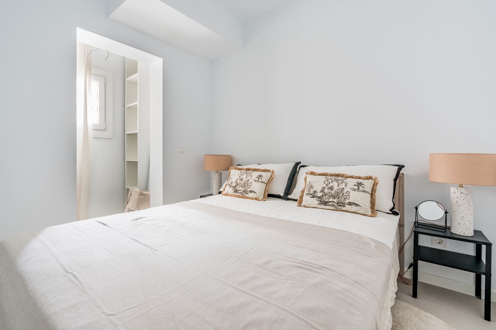 3 sypialnia Apartament na sprzedaż w Marbella z basenem garażem - 600 000 € (Ref: 9507793)